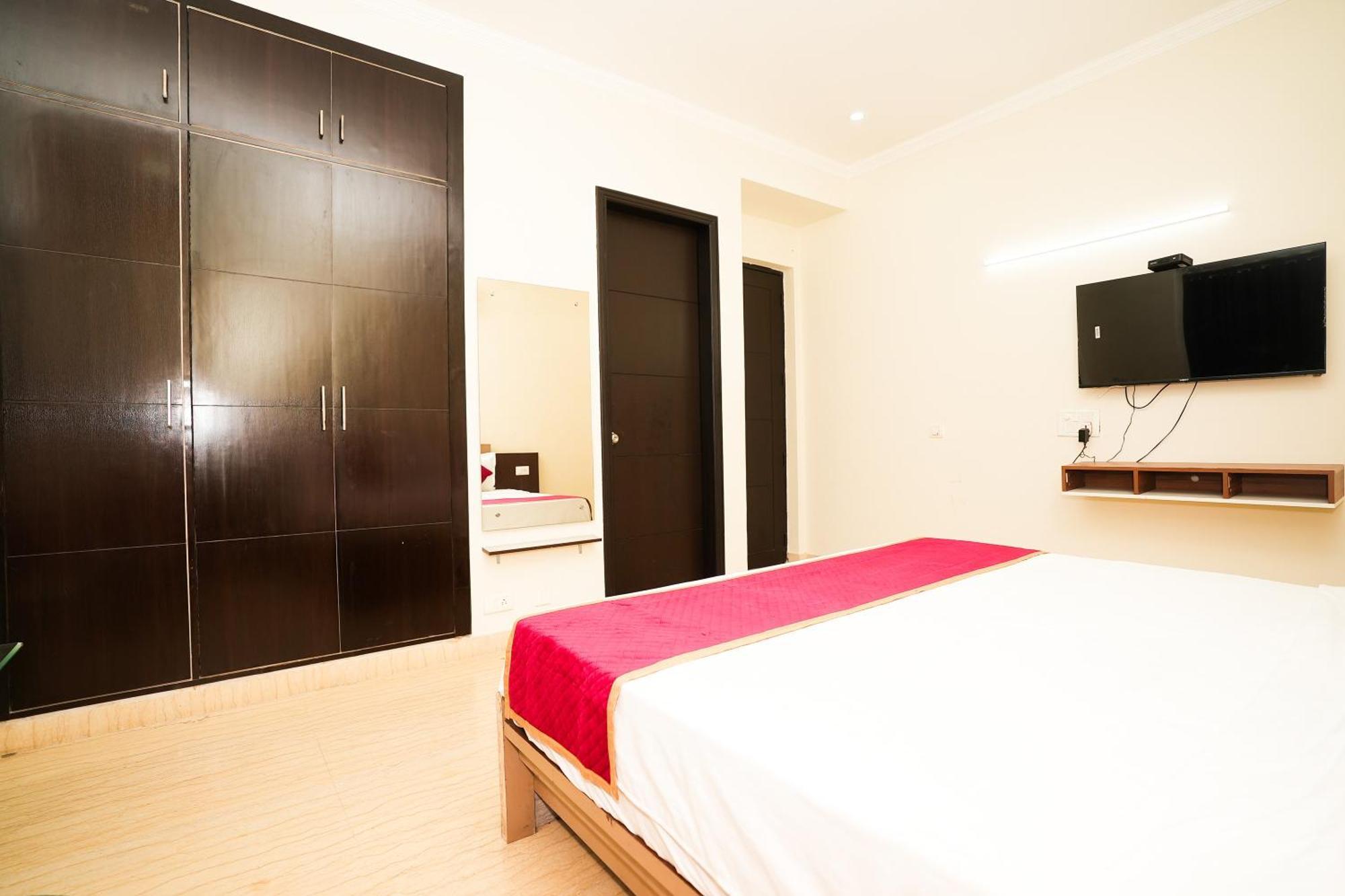 Hotel A.P Residency Ґурґаон Екстер'єр фото